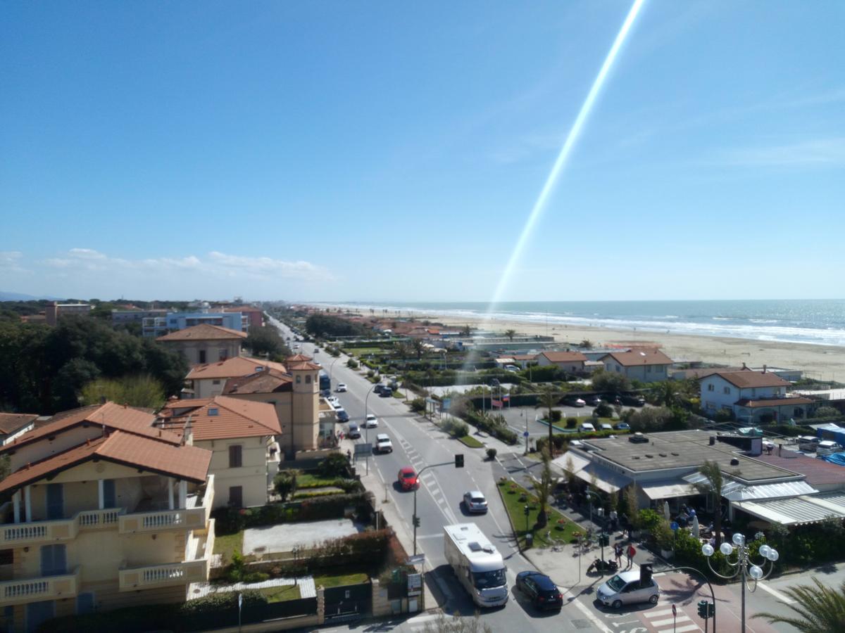 Hotel Ambasciatori Marina di Pietrasanta Εξωτερικό φωτογραφία